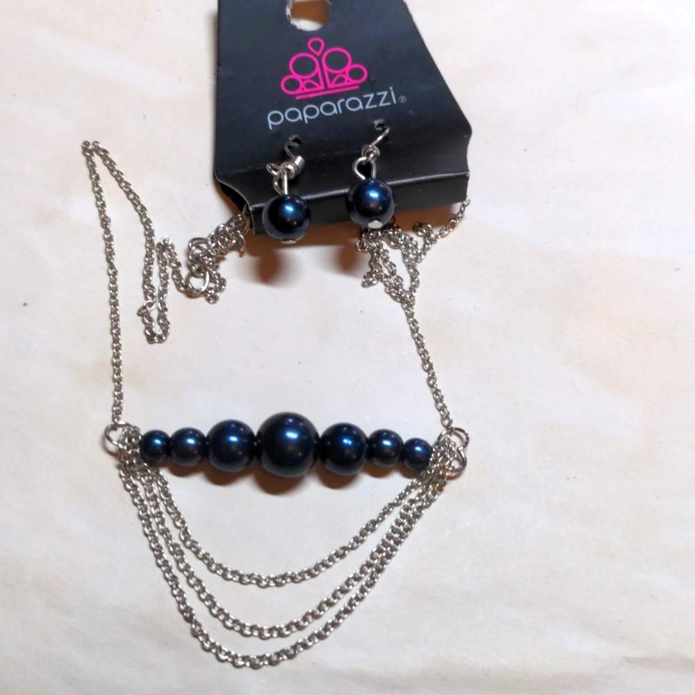 Earring and Necklace set
